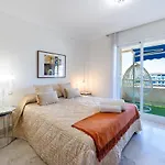 Apartment In Puerto Banus With Pool Views And Parking