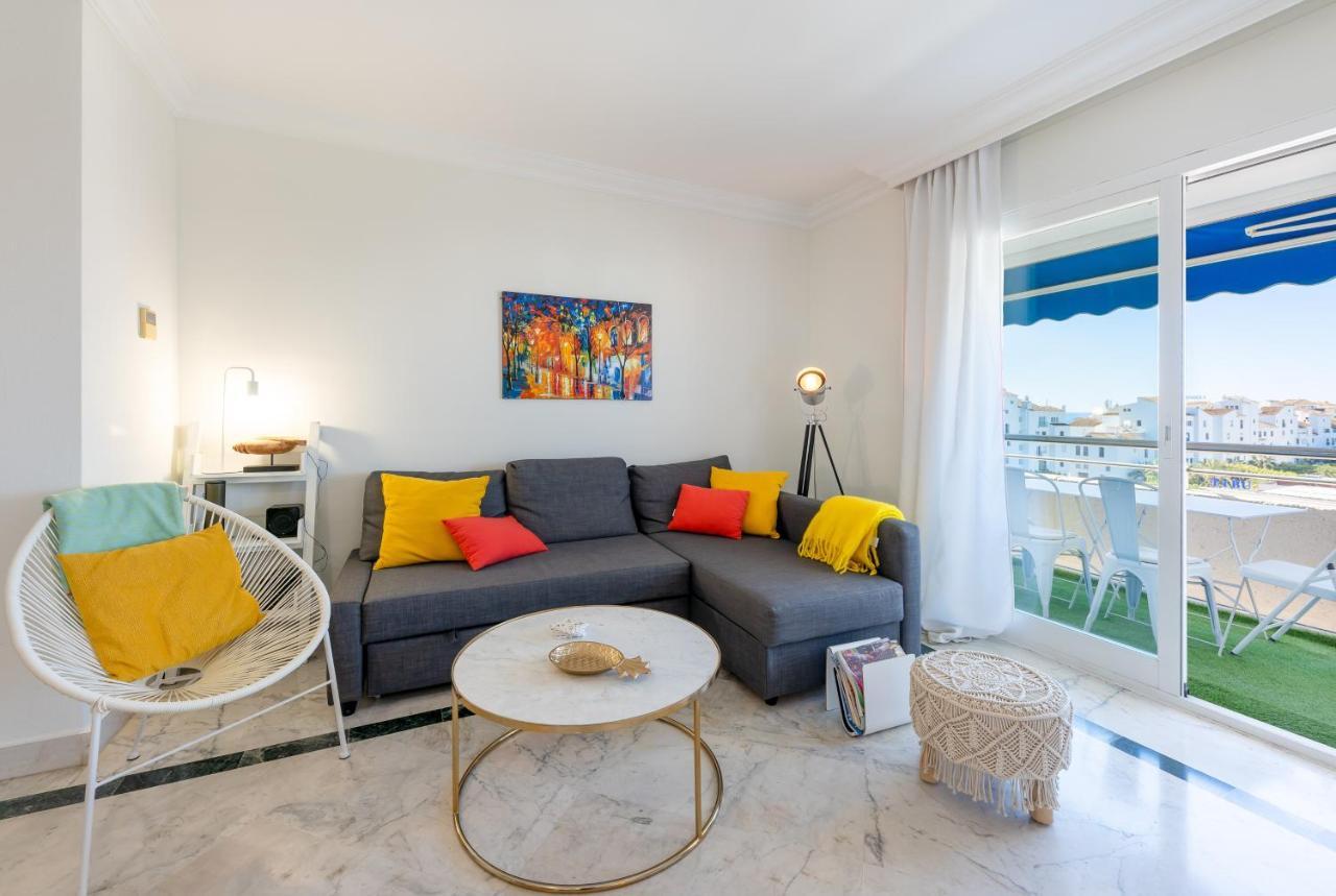 Apartamento In Puerto Banus With Pool Views And Parking *