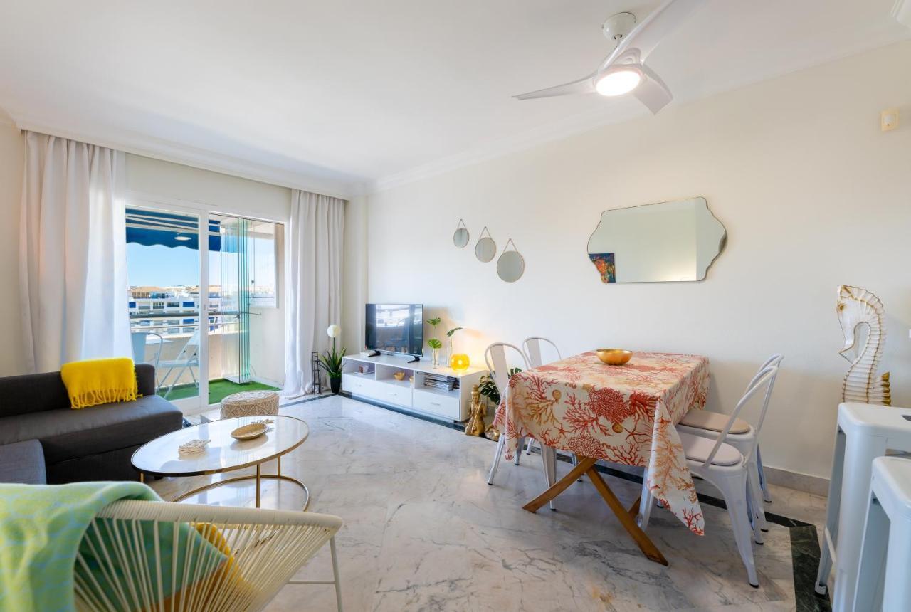 Apartamento In Puerto Banus With Pool Views And Parking