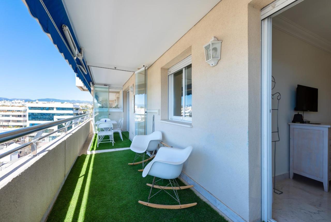 Apartamento In Puerto Banus With Pool Views And Parking